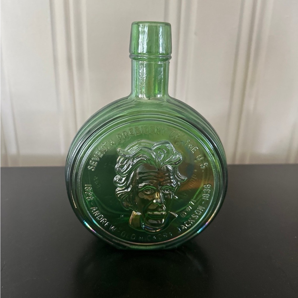 US President Glass Green President Jackson